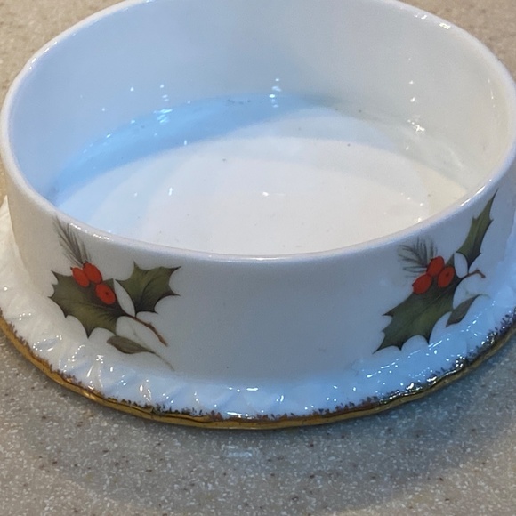 Ponsettia Trinket Jewelry Box Christmas Rose Genuine Bone China Flambro Taiwan - Picture 7 of 8